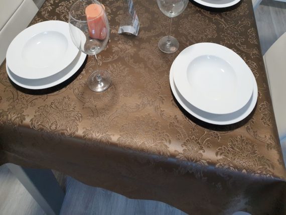 Hule protector de mesa